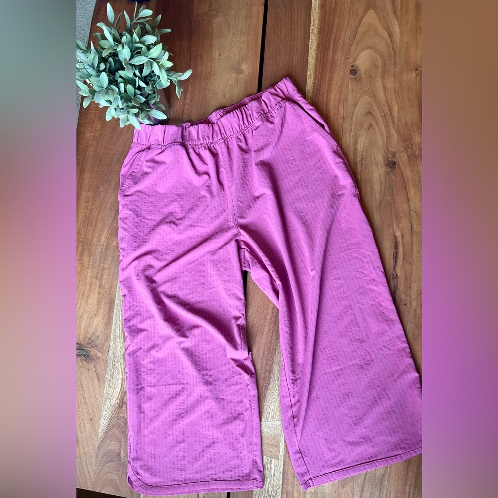 Title Nine Fuchsia Ankle Pants